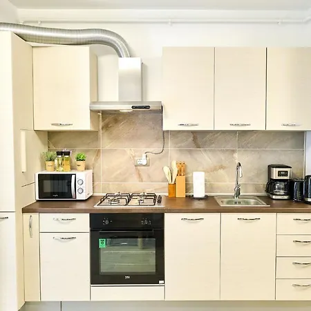 Sunset View Apartment- Pools *