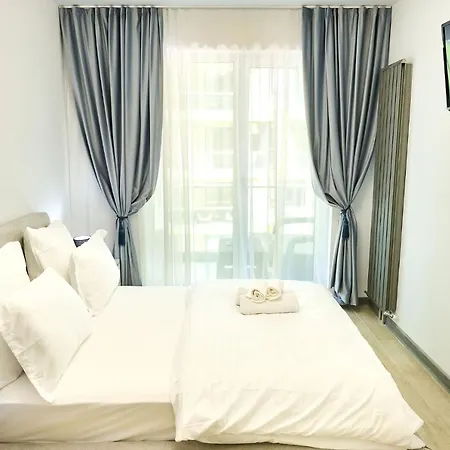 Sunset View Apartment- Pools Mamaia