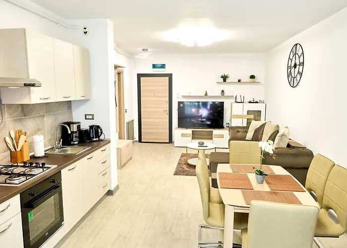 Διαμέρισμα Sunset View Apartment- Pools