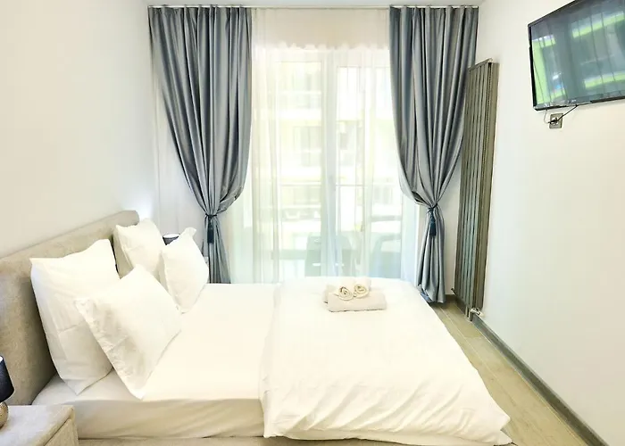 Sunset View Apartment- Pools Mamaia