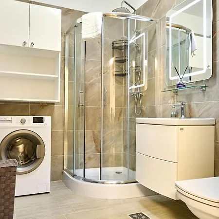 Sunset View Apartment- Pools Apartment *