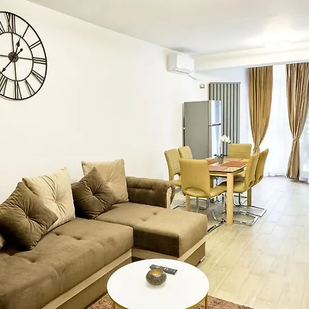 Sunset View Apartment- Pools Apartment Mamaia