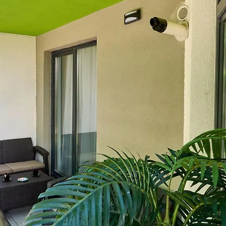 Sunset View Apartment- Pools * מאמאיה